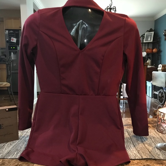 NWT romper - Picture 2 of 5